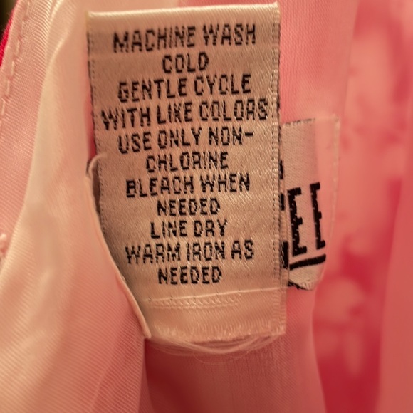 Robbie Bee Dress - Picture 10 of 10